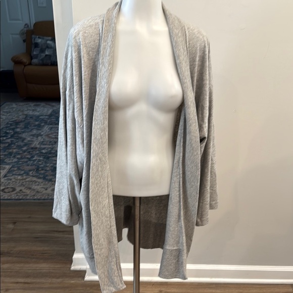 Love by GAP Medium / Large Light Gray Cardigan Sweater Soft Knit Open Front - Picture 4 of 7